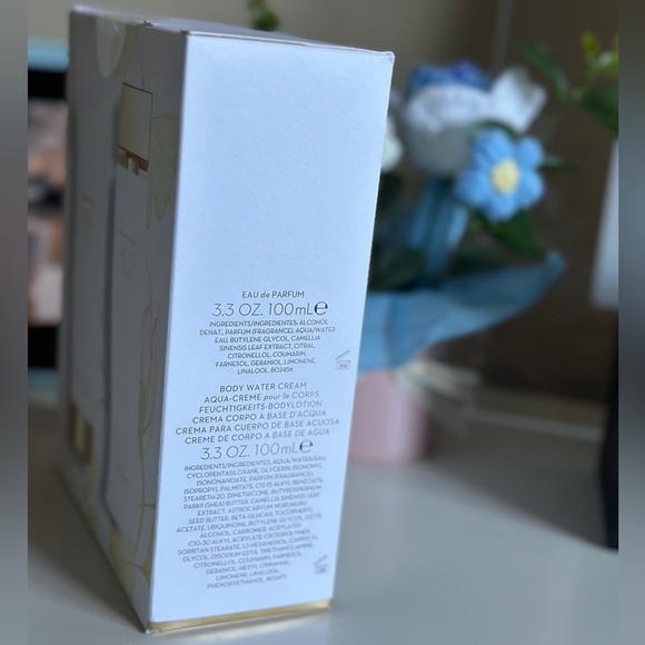 NEW Elizabeth Arden 2-Pc. White Tea Gift Set - Picture 6 of 8